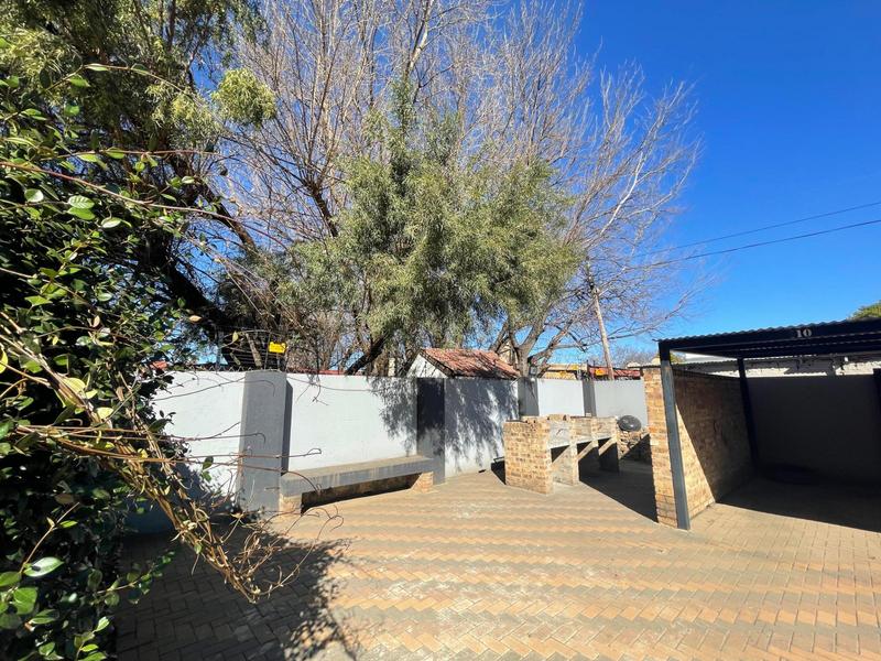 To Let 2 Bedroom Property for Rent in Bult West North West